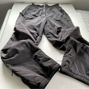 Men’s used MISTRAL used double lined snow pants. In great shape